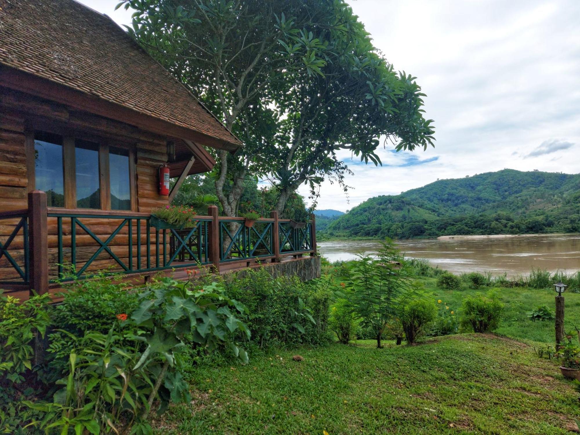 Mekong Villas Pak Chom Exterior foto